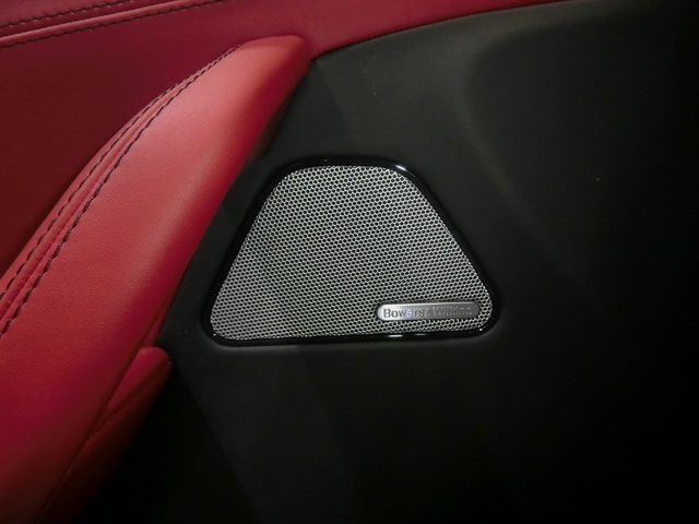 瑪重慶汽車音響改裝之重慶渝大昌莎拉蒂Levante Q4汽車音響改裝意大利史泰格