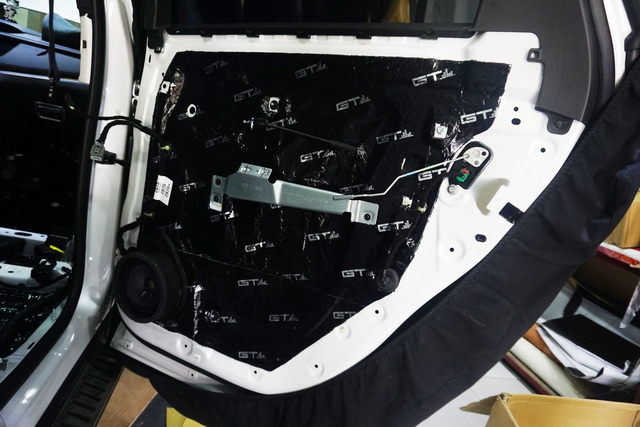 杜絕噪音！重慶渝大昌音響改裝凱迪拉克XT5 全車隔音改裝史泰格/GT汽車隔音隔熱降噪