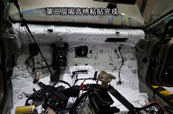 大眾高爾夫7車內(nèi)異味已解決 拆儀表臺(tái)防火墻安博士汽車隔音改裝 重慶渝大昌汽車音響