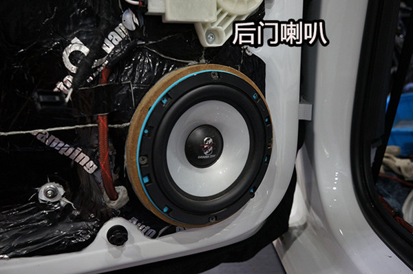 重慶渝大昌大眾高爾夫全車拆儀表臺(tái)汽車隔音解決車內(nèi)異味 全車音響改裝意大利史泰格