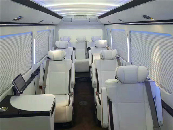 商務(wù)接待的規(guī)范車型－－考斯特改裝