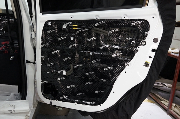 重慶渝大昌汽車音響改裝之北汽幻速全車隔音降噪改裝GT，整個(gè)世界都安靜了
