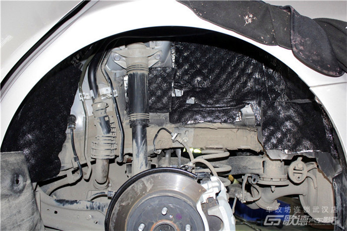 武漢豐田凱美瑞汽車隔音改裝案例分享