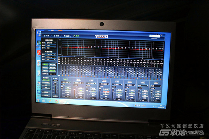 武漢豐田凱美瑞汽車隔音改裝案例分享