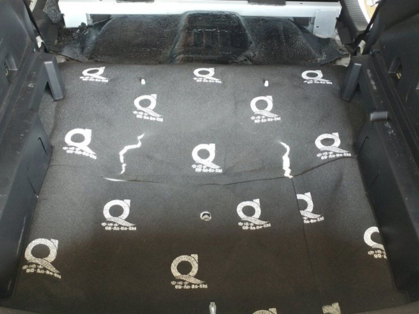 治理噪聲丨重慶圣聽(tīng)汽車(chē)音響丨Jeep指南者汽車(chē)隔音了解下