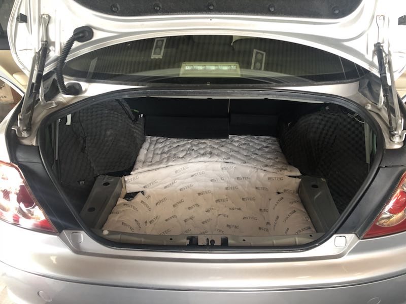 汕頭星悅汽車音響豐田銳志升級(jí)四門后尾箱山水隔音降噪改裝法國(guó)勁浪165WRC小烏托邦主動(dòng)兩分頻