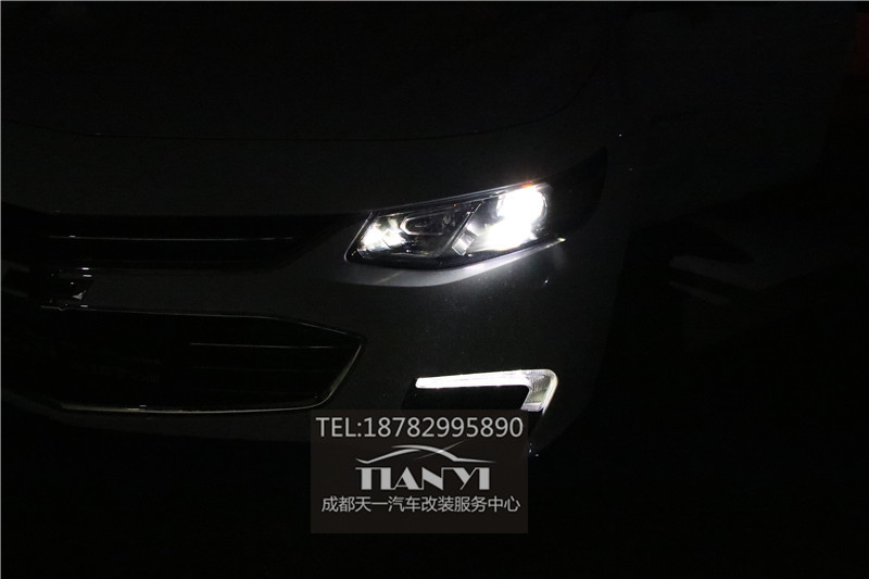 成都天一車燈改裝店邁銳寶XL改燈米石LED大燈透鏡