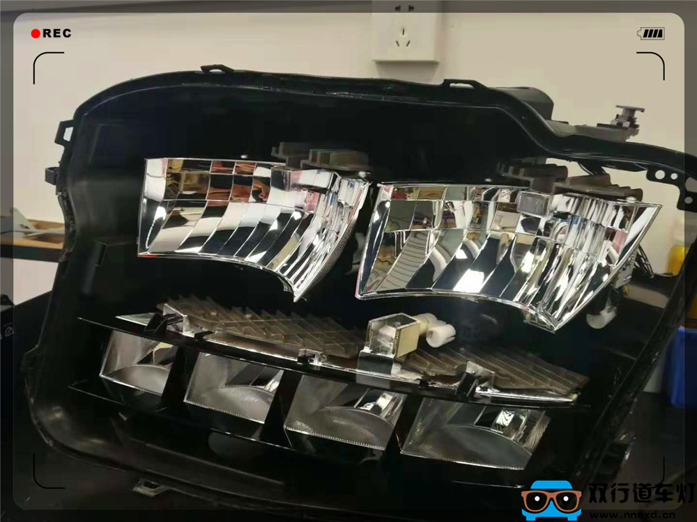 【南寧雙行道車燈】-大眾途昂原車LED大燈改裝米石LED透鏡