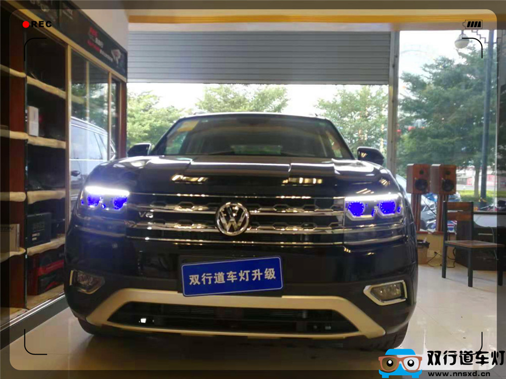 【南寧雙行道車燈】-大眾途昂原車LED大燈改裝米石LED透鏡