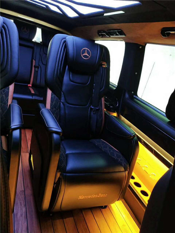 不同的設(shè)計(jì)造就不同的感覺－－奔馳商務(wù)車