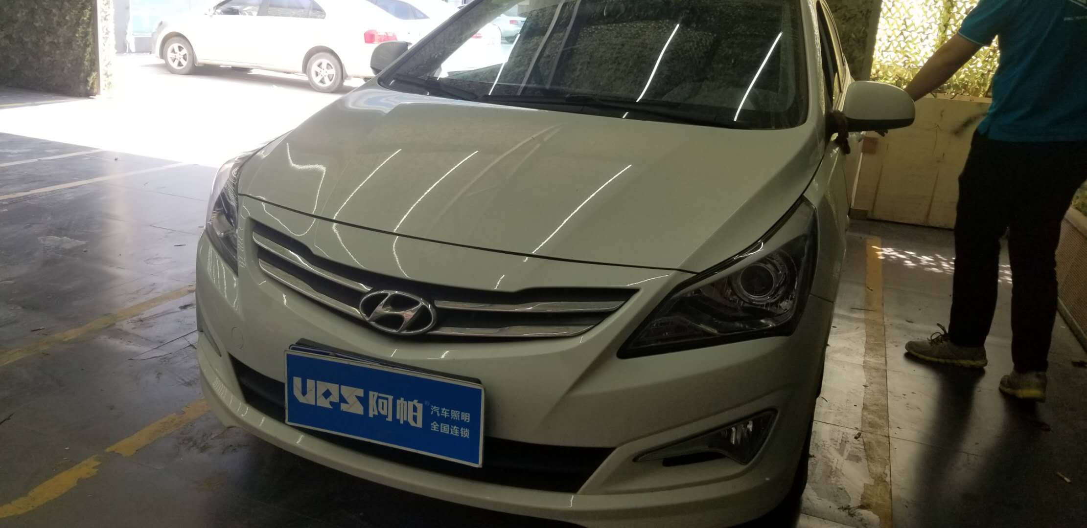 瑞納改裝LED大燈新鄉(xiāng)探路者改燈專業(yè)改裝車燈