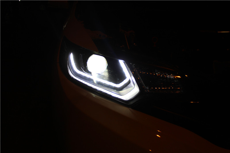 成都天一車燈改裝店新飛度改燈米石LED雙光透鏡專業(yè)版