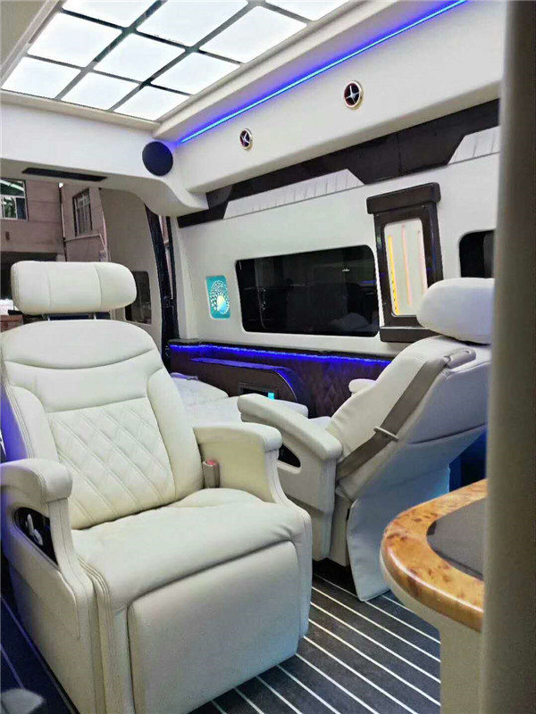 全順商務(wù)車航空座椅改裝