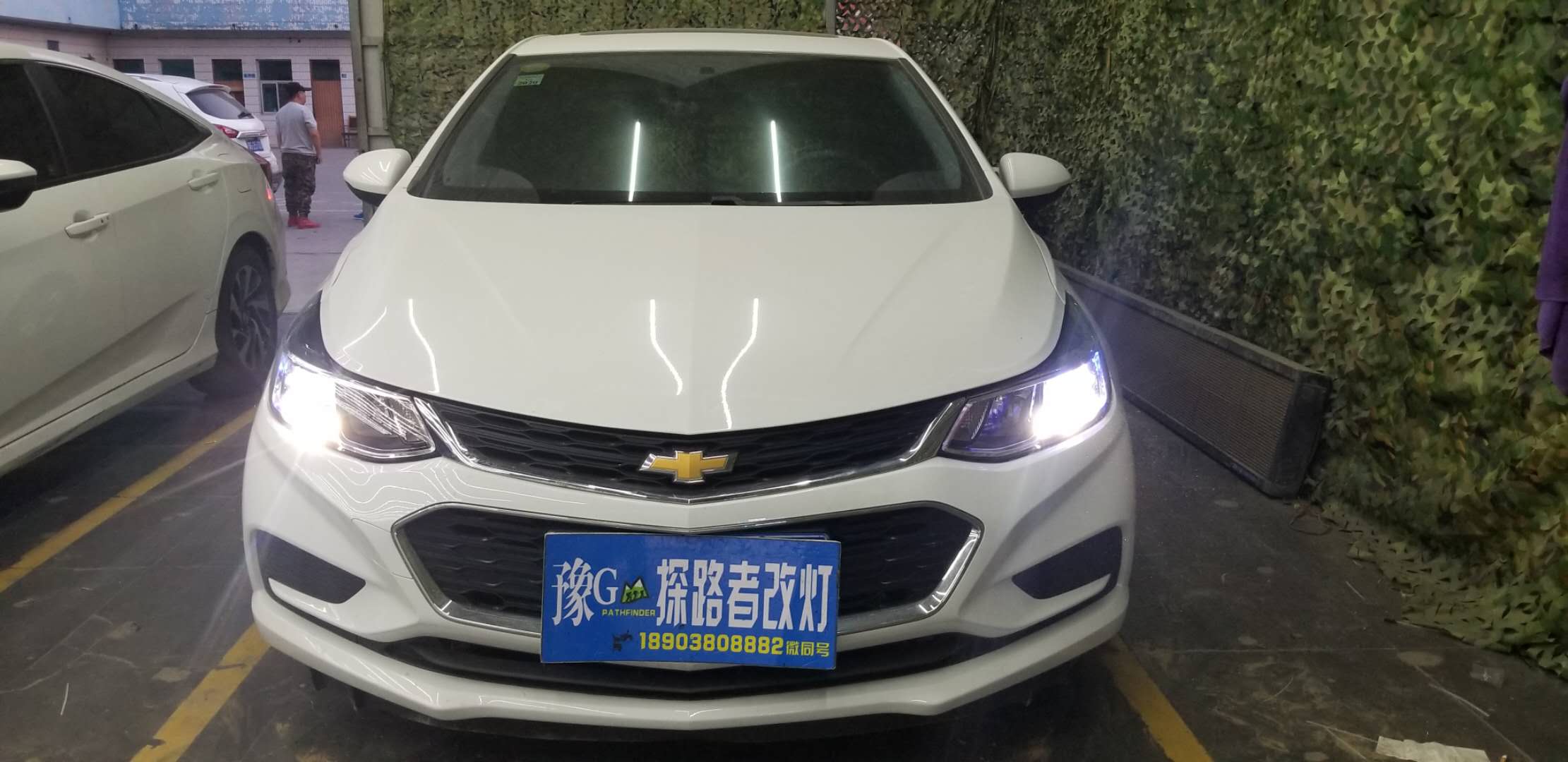 新鄉(xiāng)探路者改燈專業(yè)科魯茲改裝雙光透鏡氙氣燈
