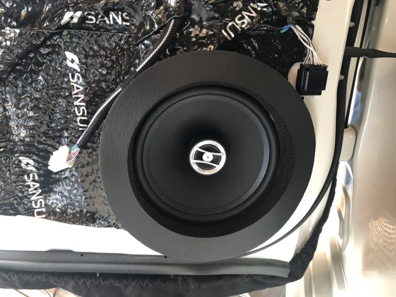 汕頭星悅汽車(chē)音響豐田皇冠升級(jí)隔音降噪音響改裝FOCAL法國(guó)勁浪亞麻盆PS165套餐用好音質(zhì)重新詮釋生活6366元