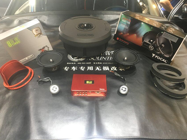 吉普自由光汽車音響改裝，追求自由，從不卻步！