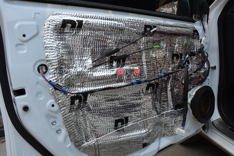 唐山車音響改裝 小改動大提升豐田雅力士無損升級雷貝琴汽車音響