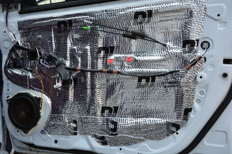 唐山車音響改裝 小改動大提升豐田雅力士無損升級雷貝琴汽車音響