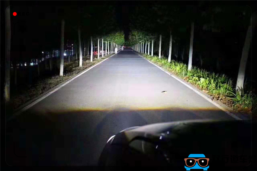 【南宁双行道车灯】-LED和氙气灯哪个好-南宁改装米石LED透镜