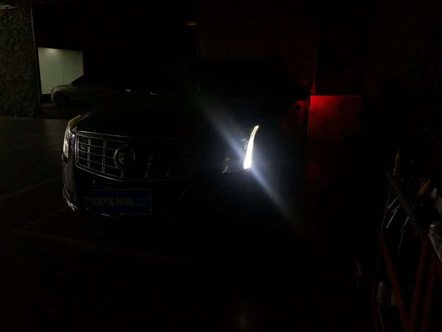 凱迪拉克改裝雙光透鏡新鄉(xiāng)探路者改燈專業(yè)汽車燈光升級