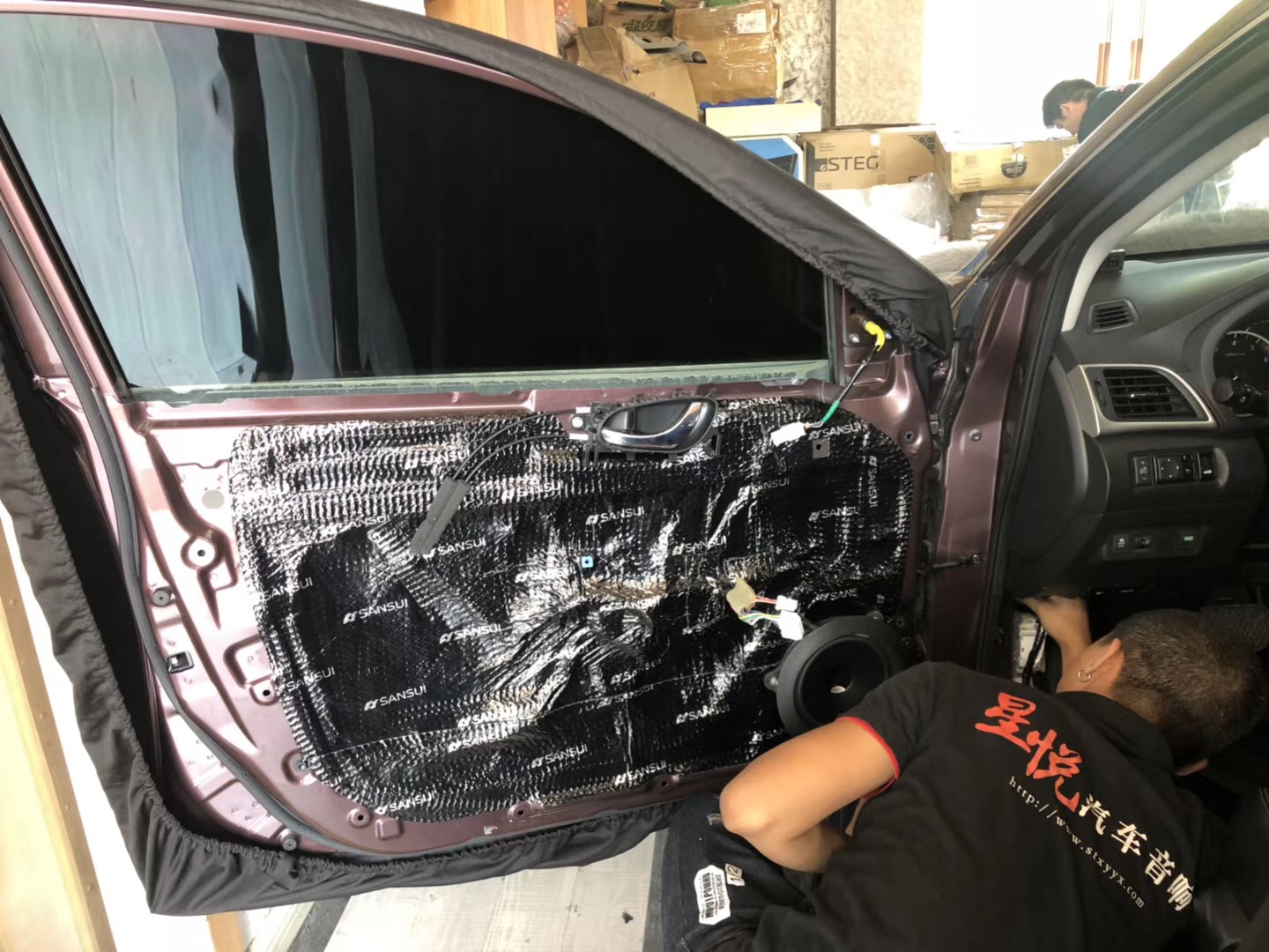 汕頭星悅汽車音響日產(chǎn)軒逸改裝意大利赫茲DSK系列入門級套餐1999元
