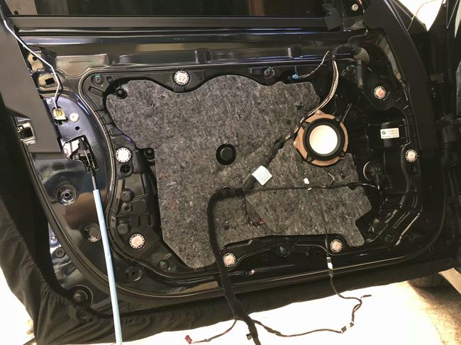 欣賞秋天的韻律，上海寶馬汽車改裝曼斯特MS白盆喇叭