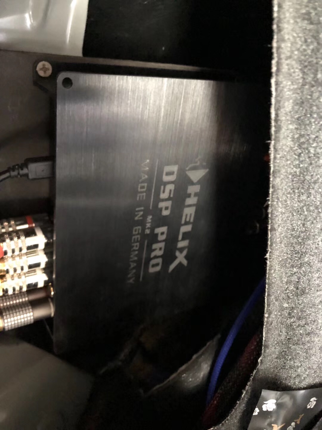 汕头星悦汽车音响改装沃尔沃XC60二次升级德国喜力仕DSP PRO音频处理器德国巴仕布莱克斯电容浓郁鲜活音乐味