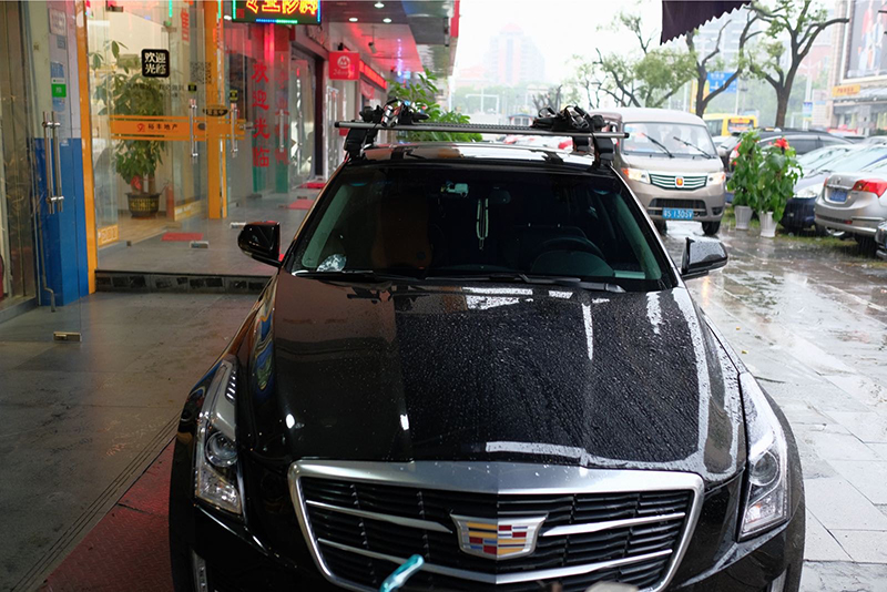 2017款凱迪拉克ATS-L汽車行李架自行車架安裝分享