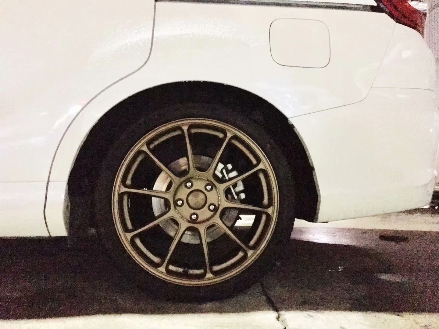 奧德賽， 換 RAYS ZE40 完工！