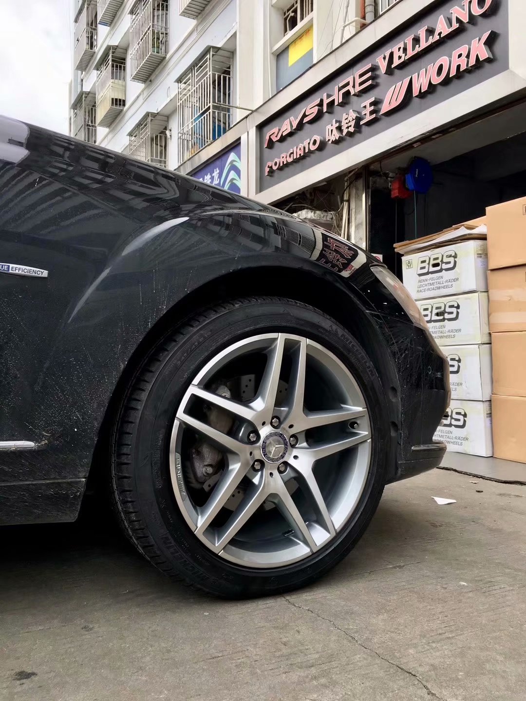 奔馳，換AMG 19寸 ? 米其林 防爆 完工！