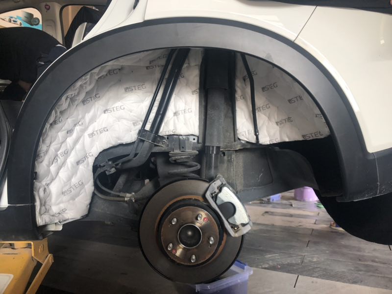 全車(chē)隔音需要多少錢(qián)?什么隔音材料好?汕頭星悅汽車(chē)音響隔音改裝本田繽智汽車(chē)全車(chē)山水隔音降噪，噪音不再！