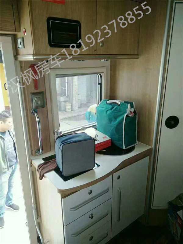 凱倫賓威房車電瓶改裝，不插電