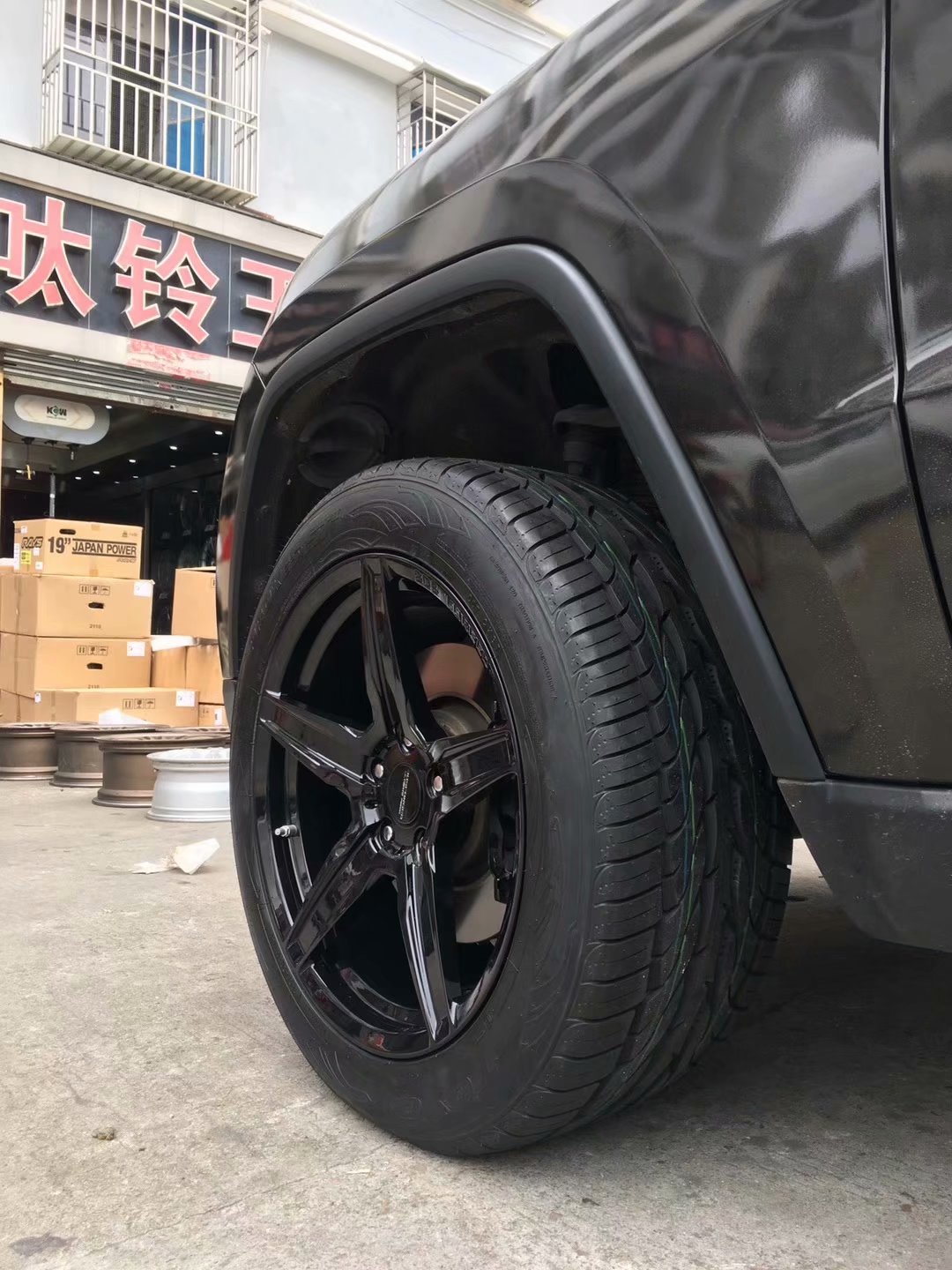 Jeep ，換 20寸 私人定制鍛造 完工！