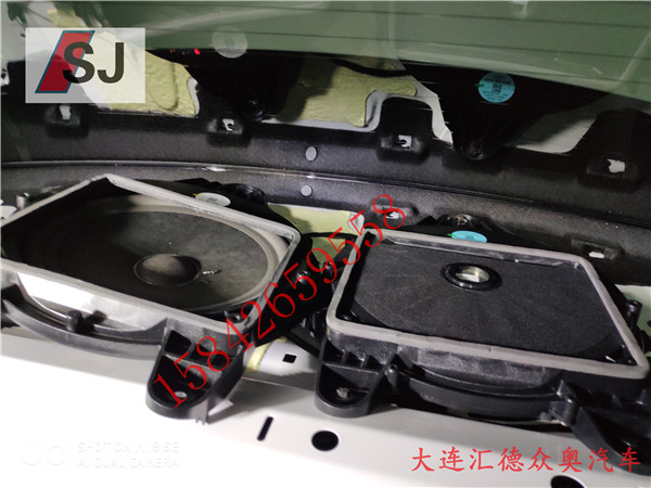 奧迪A4L B9升級后B&O低音喇叭