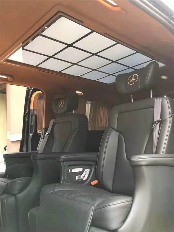 奔馳V250內(nèi)飾頂燈版商務(wù)車內(nèi)飾改裝