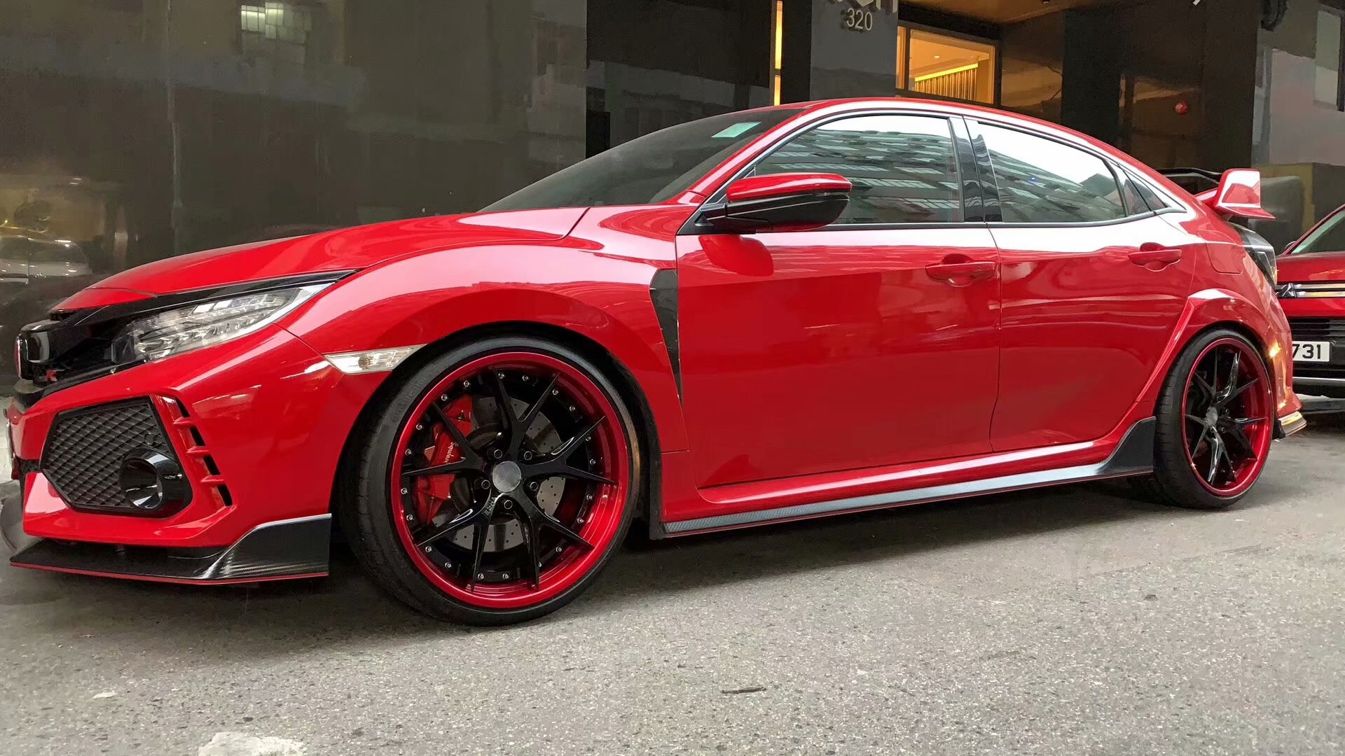 感謝回圖# 私人定制鍛造，思域 Type - R 帥！