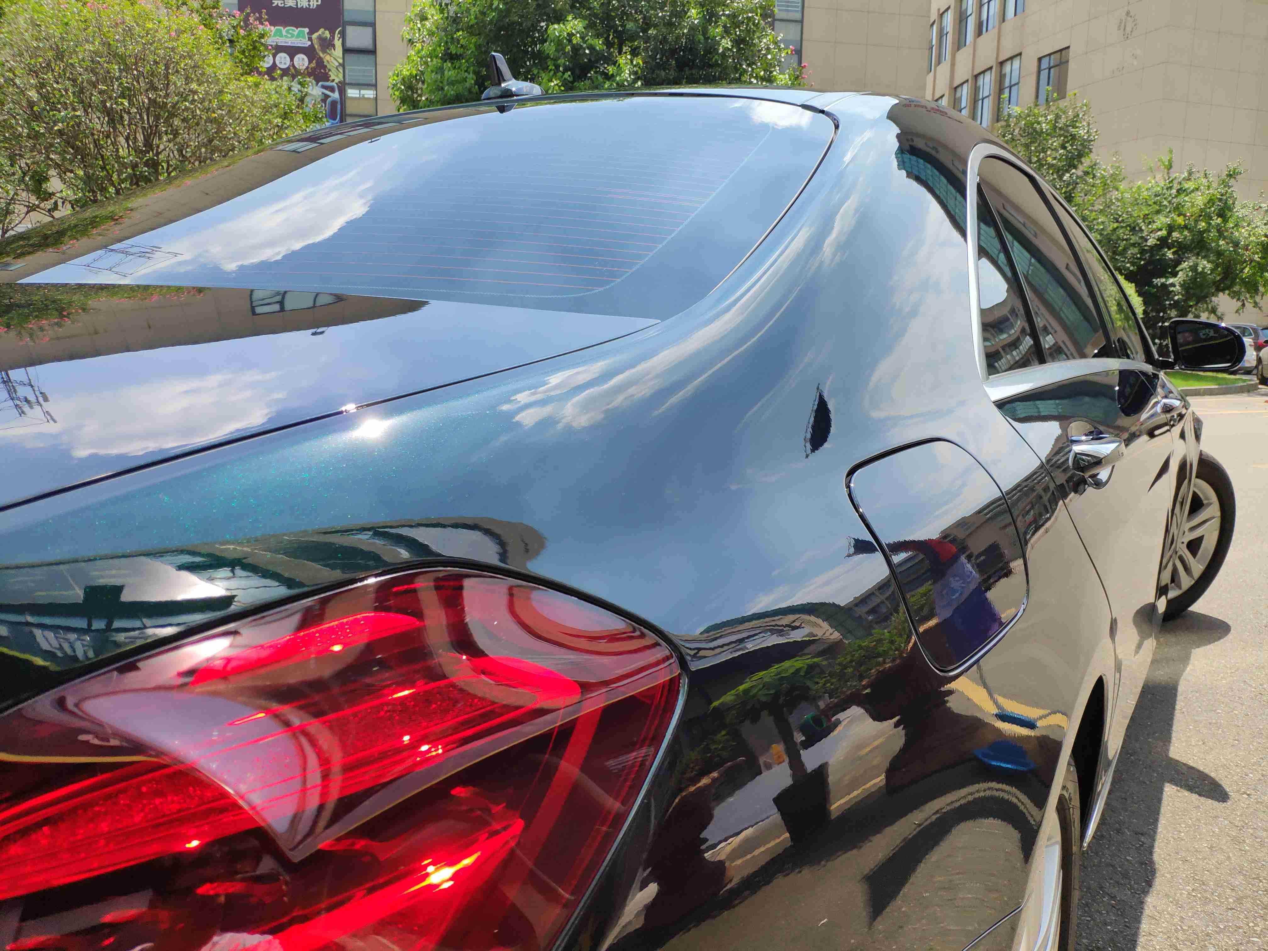 【奔馳 S350貼XPEL隱形車衣汽車透明保護(hù)膜】成都魔界神甲改裝定制中心