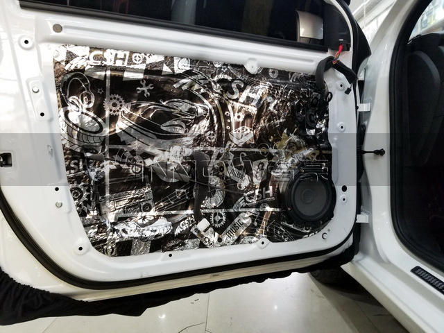 黃浦汽車音響改裝 上海音豪名爵MG6改裝德國(guó)FLUX NEO 260 兩分頻