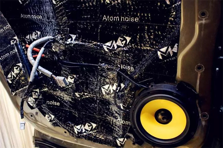 本地專業(yè)汽車音響改裝哪家好？東莞長安慧聲謳歌汽車音響改裝黃金聲學(xué)、美高隔音