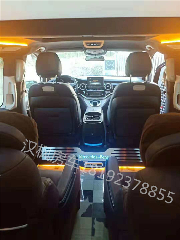 奔馳V260內(nèi)飾改裝
