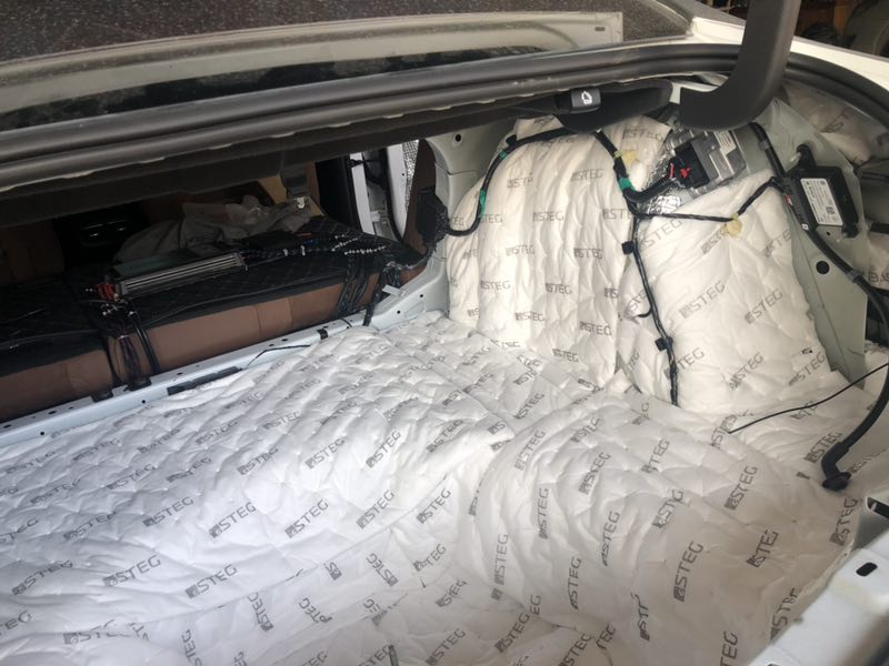 快樂旅途只因有音樂別克君威四門后備箱STEG史泰格隔音降噪音響改裝FOCAL法國(guó)勁浪PS165汕頭星悅汽車音響