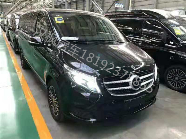 奔馳V260內(nèi)飾改裝