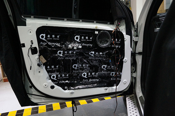 重庆渝大昌汽车音响改装之BMW宝马X5汽车音响改装升级德国零点专车专用三分频喇叭功放低音