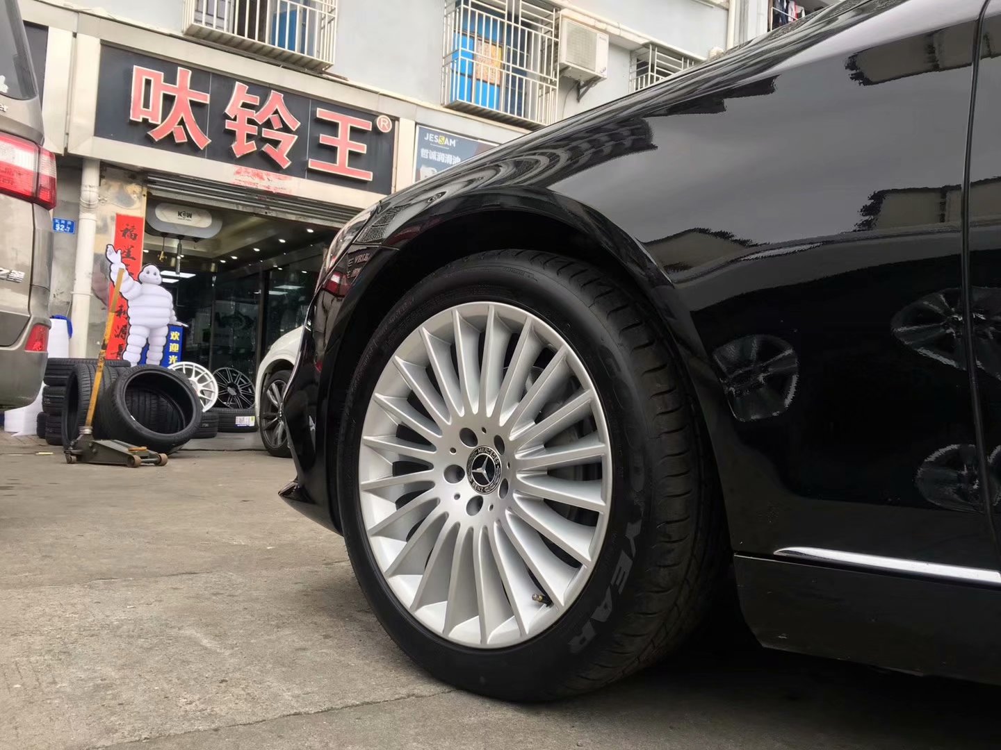 奔馳S，換 原裝 19寸 完工！
