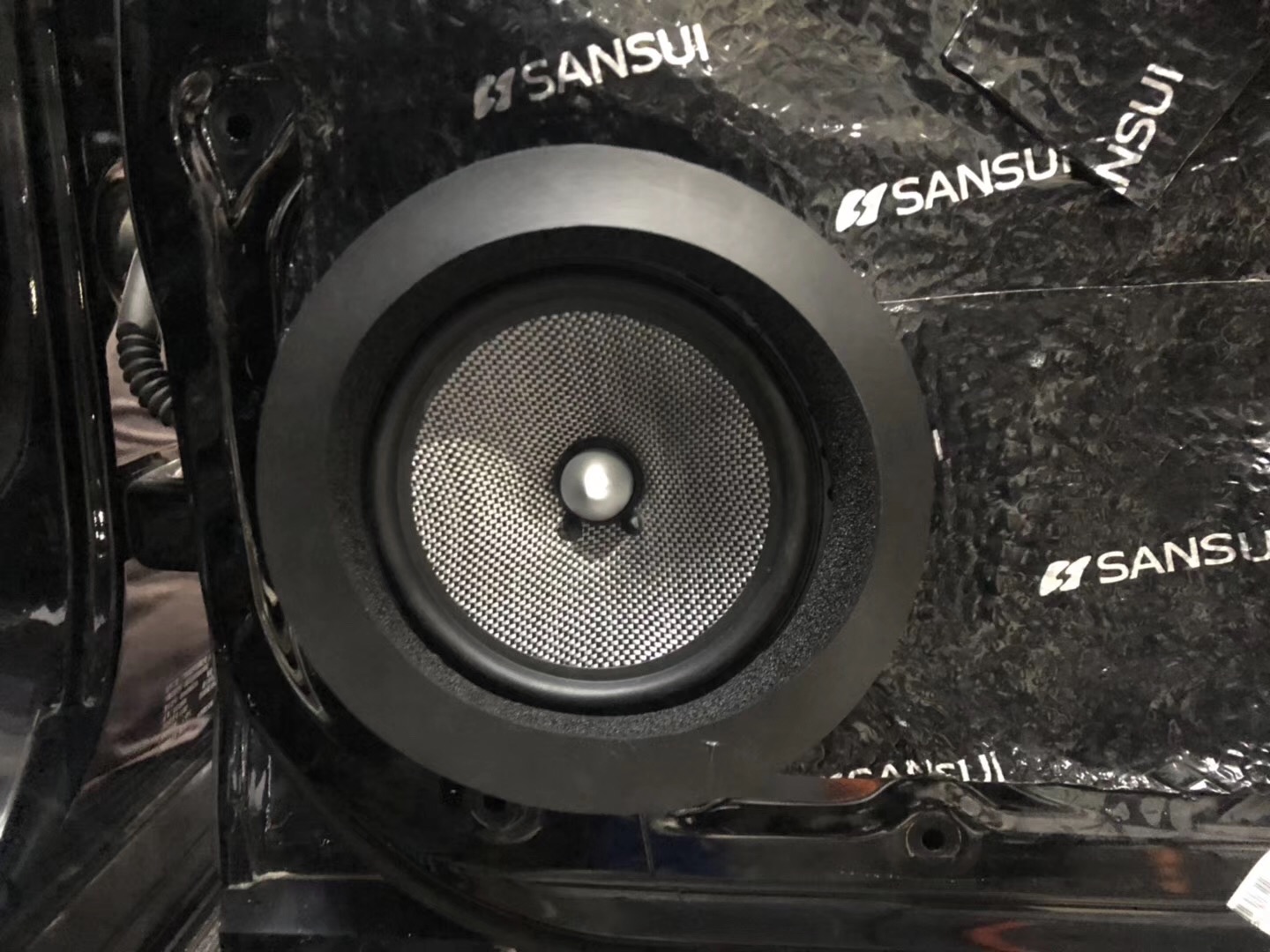 汕頭星悅汽車音響改裝本田冠道升級四門山水隔音降噪音響改裝FOCAL法國勁浪套餐165AS二分頻套裝喇叭
