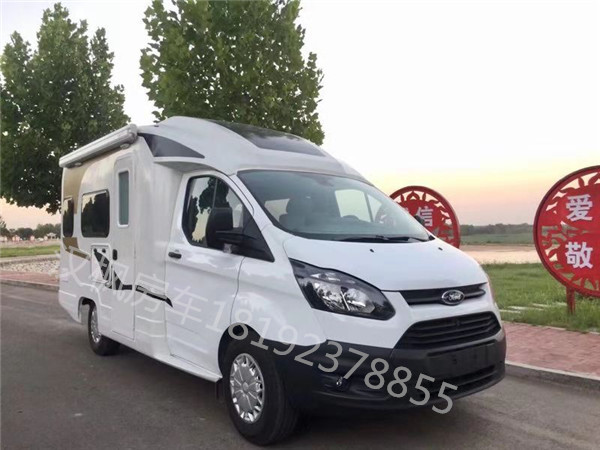 福特C型房車內(nèi)飾改裝