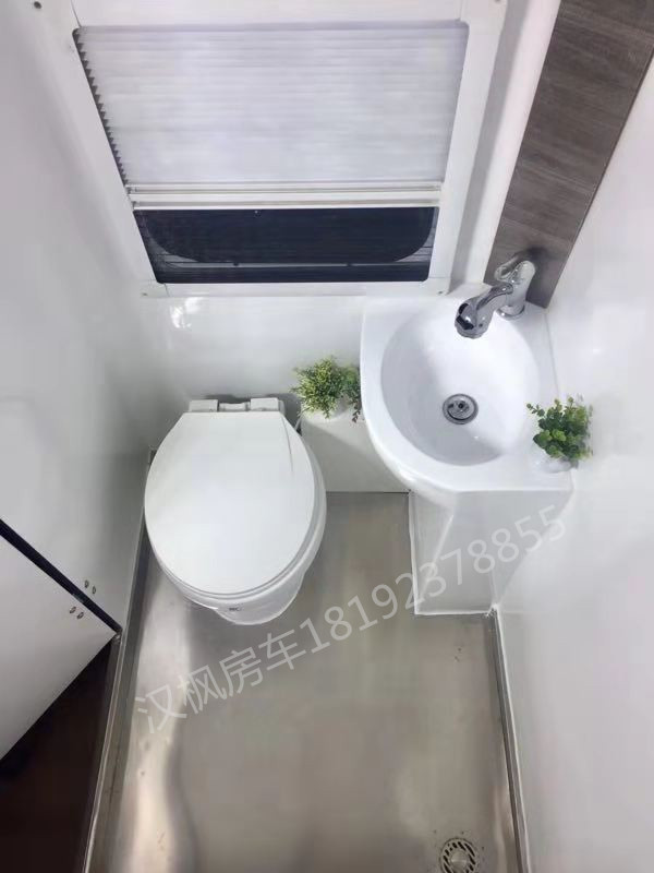 福特C型房車內(nèi)飾改裝