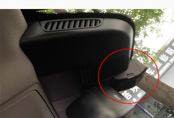 奔馳V260隱藏行車記錄儀1080P超清---成都威威車改