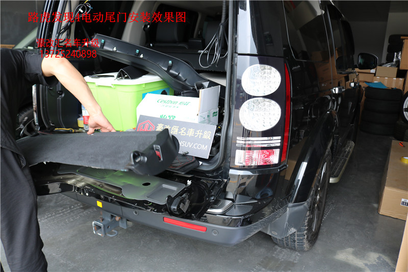 路虎發(fā)現(xiàn)4電動尾門 這電尾門效果就是好啊