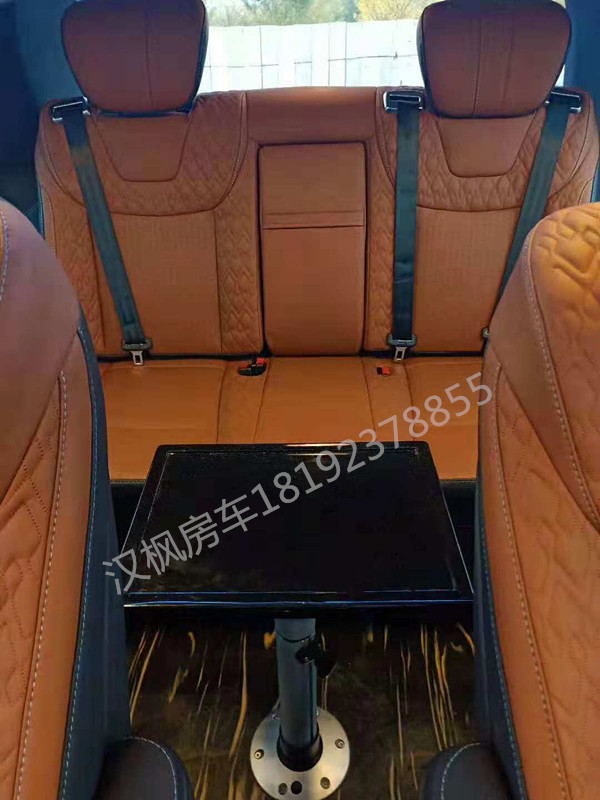 奔馳V250商務車內飾改裝